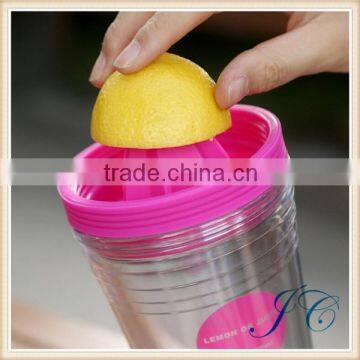 New Fashion Plastic Water Bottles In Hand For Young Girls photo-2