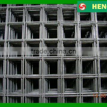 4x4 Black surface welded wire mesh panels