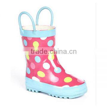 animate cold resistent kids rain boots with rubber handle,contrast color dot printed wellies,antiskid garden boots