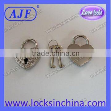 Cute Heart Silver Rhinestone Padlock photo-2