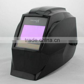 Protective welding helmet