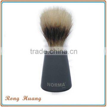 Plastic shaver cheaning brush