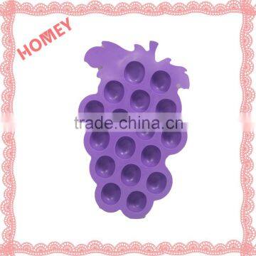 Grape Plastic Die Maker Ice Cube Tray Stirrer Plastic TPR Tray Jelly Chocolate Maker