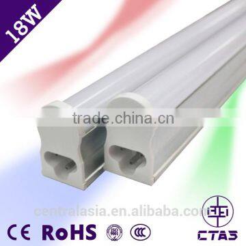 CE&RoHS approved manufacturer in China Energy Saver T5 Integrated LED retrofit Tube 18W 1800lm PF>0.9 t5 led tube