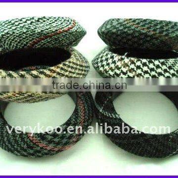 Fashion Handmade Fabric Wrapped Plastic Bangles (FCH-10686)