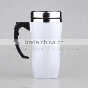 China Factory Manufactured Plastic Travel mug Auto Mug with handle and lid 450ml