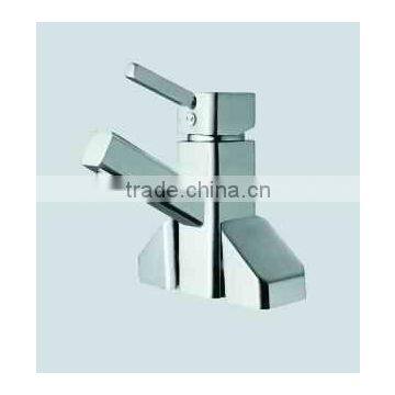 dual holea bathroom sink faucet G8123-24