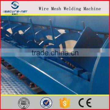 Full Automatic Stainless Steel Wire Mesh Welding Machine photo-4