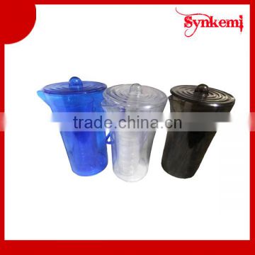 Plastic beer pitchers with lid