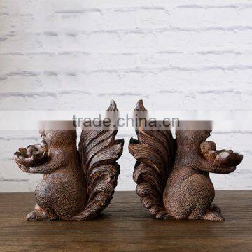 Resin Artificial Cute Squirrel Shaped Bookend photo-4