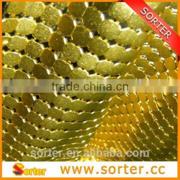 Shimmering mesh metal fabric for screen