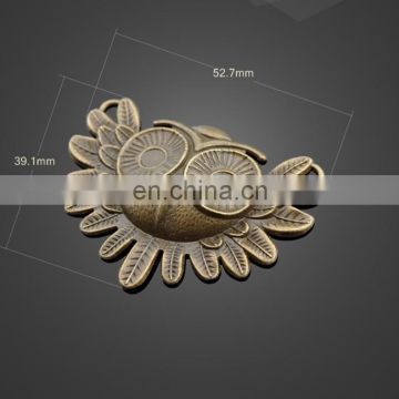 Metal owl shape pendant for cloth