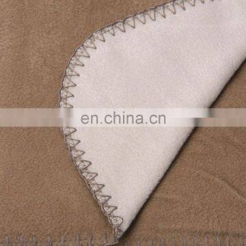 Hot Selling Anti-pilling Polar Fleece Blanket in Stock photo-5