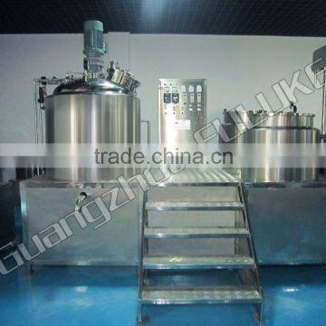 Fixed vacuum emulsifying mixer with high qualiity