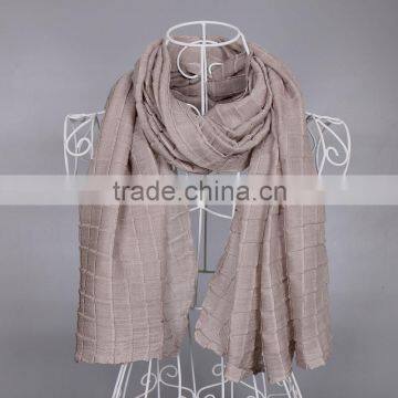 2016 Newest Check Pattern Embossed Plain Viscose Women Scarf photo-3