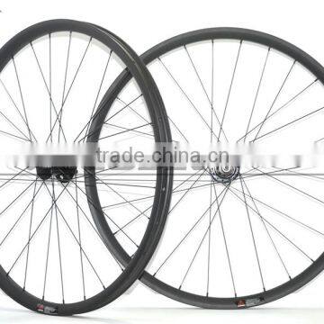 2016 New Style Offset MTB Carbon Clincher Wheelset 29er Hookless AM/DH 40mm Wide Racing Asymmetry Wheels photo-3