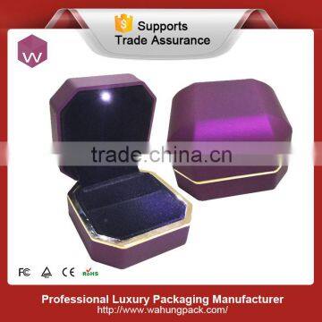 Octagon purple plastic lacquer ring box with metal frame