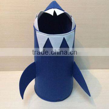Shark Laundry hamper/felt Laundry hamper