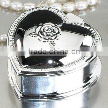 Jewelry box