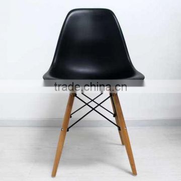 New design high quality plastic chair made in China