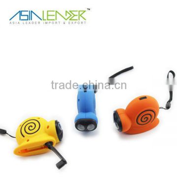 Snail shape hand shake dynamo led flashlight