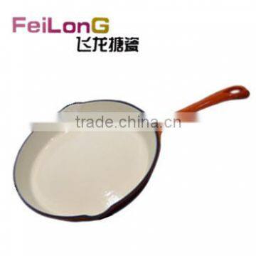 casting frying pan