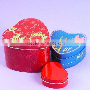 Heart-shaped tin box