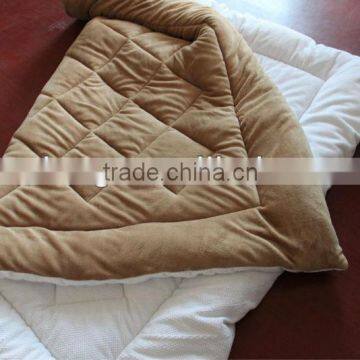 high quality and dyed color coral fleece quilt