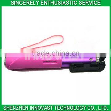 High Quality Sensitive Zoom Selfie Stick with Carabiner and Bluetooth Shutter