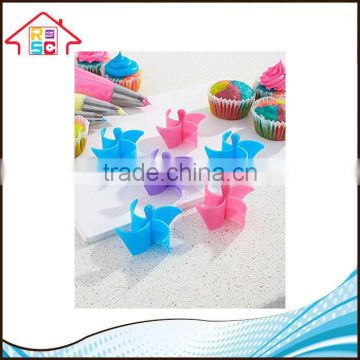 NBRSC New Design Hot Selling CupCake Divider For Decorating Cakes Multicolored Cupcakes Set Of 12pcs