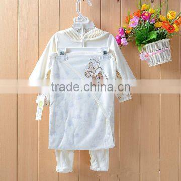 Wholesale Cartoon Footed 100% Cotton Baby Clothes Romper Set photo-2