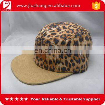 2016 new popular design adjustable 5 panel leopard caps for girls