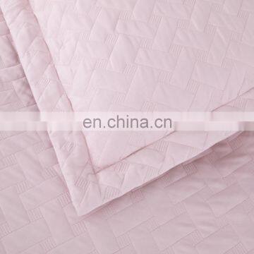 Fashion European And American Style King Bedroom Polyester Pink Adult Quilt Set photo-5