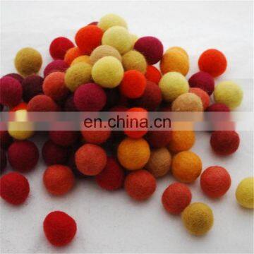Amazon Hot Sale 5cm 6cm Diameter 100% Wool Felt Laundry Dryer Balls for Laundry