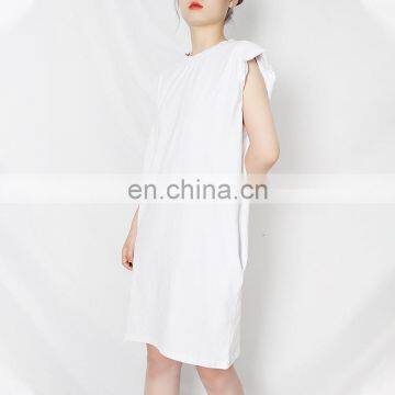 TWOTWINSTYLE Casual Minialist Dress For Women O Neck Sleeveless Dress Knee Length Loose Fashion New