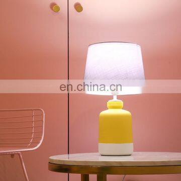 China Direct Sale Matte Yellow Indoor Lighting Office Hotel Ceramic Lamp With Linen Lampshade photo-4