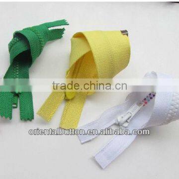 High quality ykk dyed tape close end nylon zippers