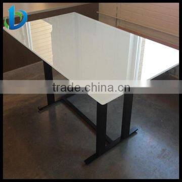 tempered white lacquered glass