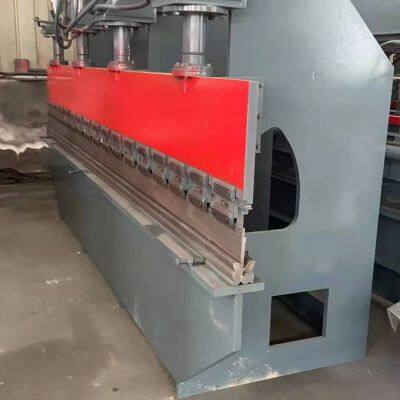 Hydraulic pedal steel plate bending machine