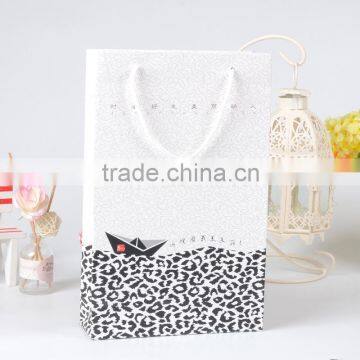 Retail Packaging Wholesale Famous Brand Square Bottom Paper Bag photo-3