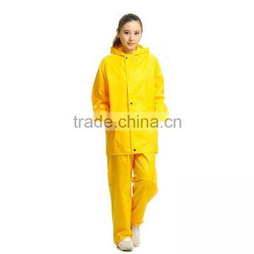 Lightweight Colorful PVC Raincoat for Promotion photo-4