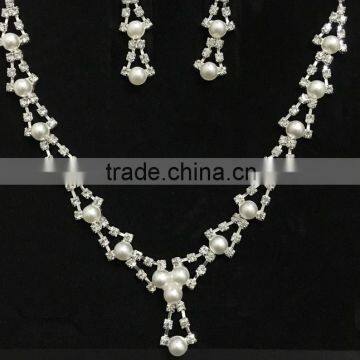 European and American Fashion Simple Imitation Pearl Women Necklace Set photo-2