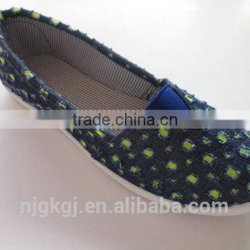 ladies spot canvas shoes