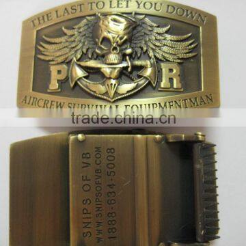 Adjustable belt buckle