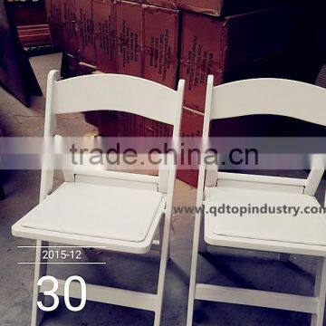 Wholesale White Resin Folding Chair