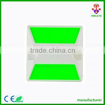 Reflective Plastic Road Stud for Roadway Safety photo-4