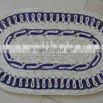 Oval maize mat