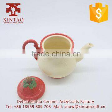 Eco-friendly Strawberry Ceramic Soup Pots With Lid for Kitchenware photo-4