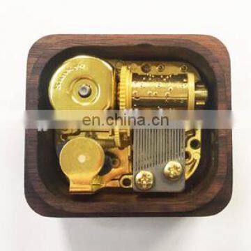 Custom Hand Craft Wooden Hand Crank Music Box photo-3