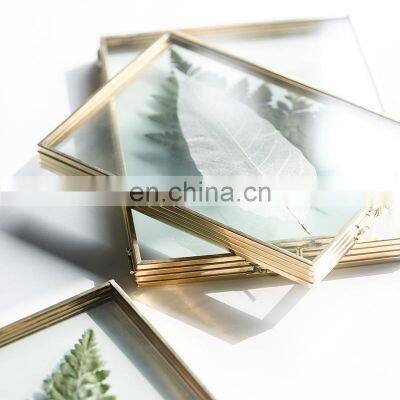 Photo Frame Cheap Stand Multi Wholesale Sets Home Decor Framed Acrylic Luxury Brass Gold Glass Metal Funia Picture Photo Frame